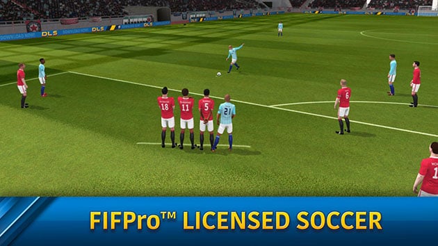 Dream League Soccer screenshot 1